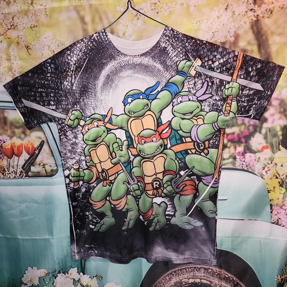 Ninja Turtle Soft Shirt AOP  Size Lg P/P 21.5"